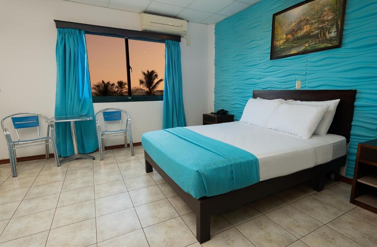 Hotel Puntarenas Beach Eksteriør bilde